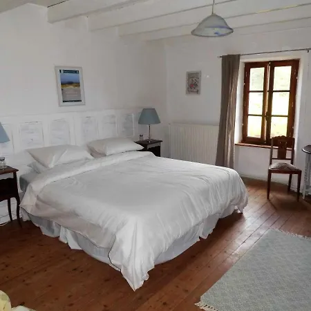 La Bicyclette Bleue Montpinchon