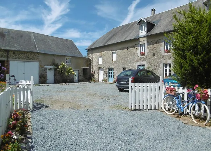 La Bicyclette Bleue 3* Montpinchon