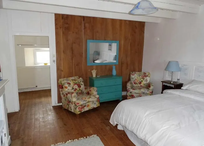 La Bicyclette Bleue Nocleg ze śniadaniem Montpinchon