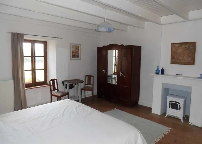 La Bicyclette Bleue Montpinchon